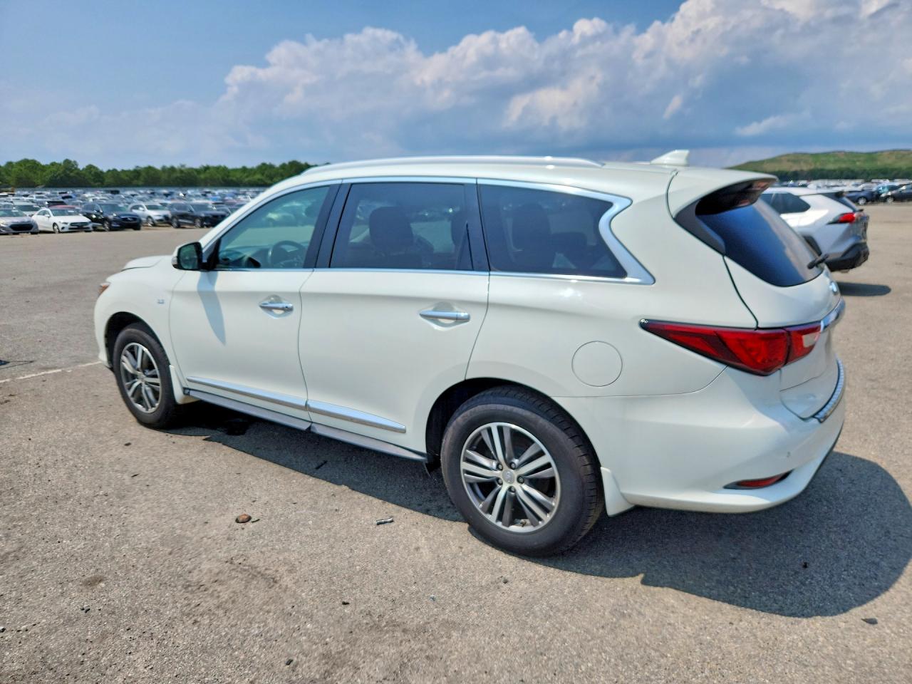 2016 INFINITI QX60 BASE — снимка 2