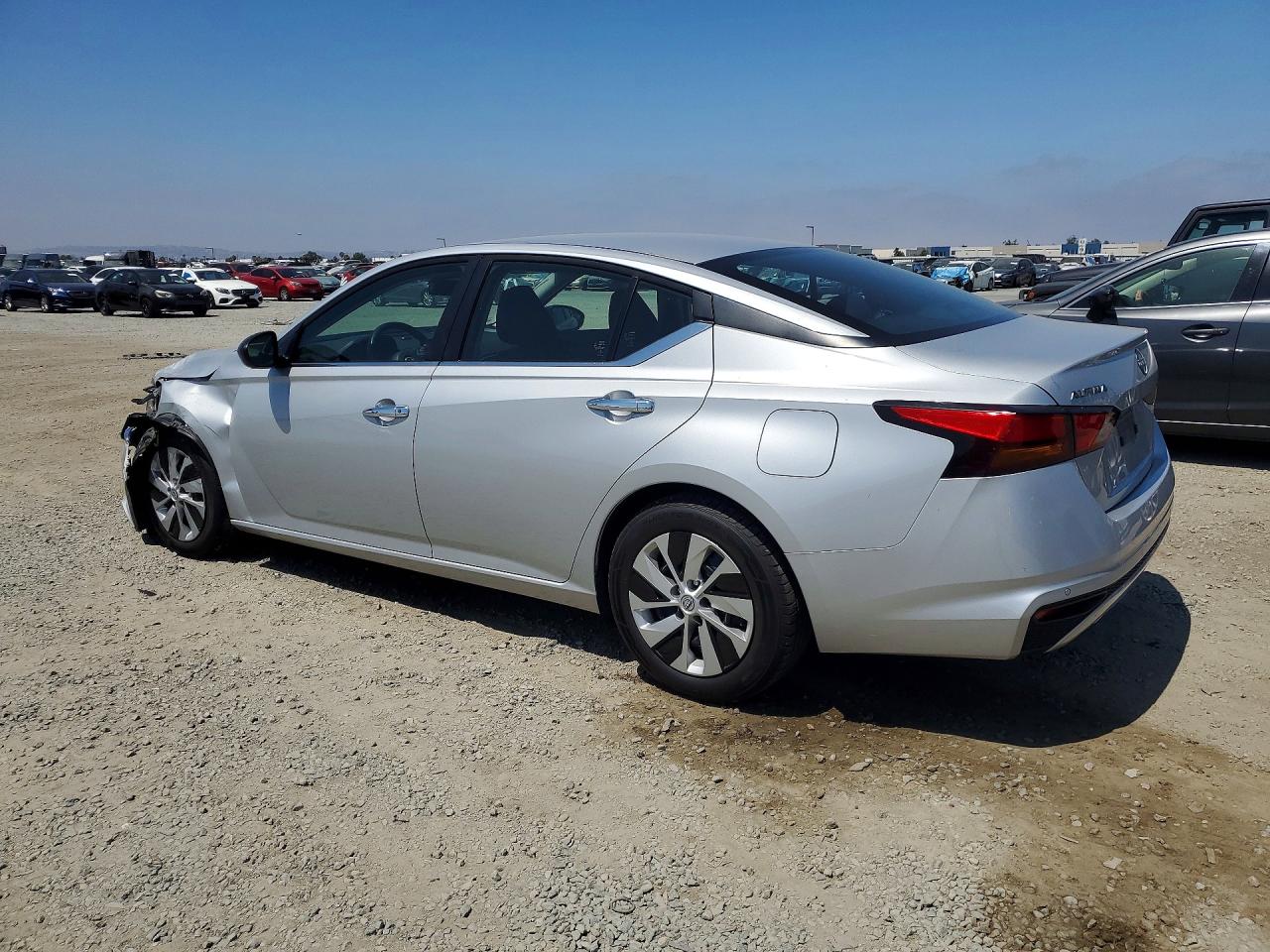 2024 NISSAN ALTIMA S — снимка 2