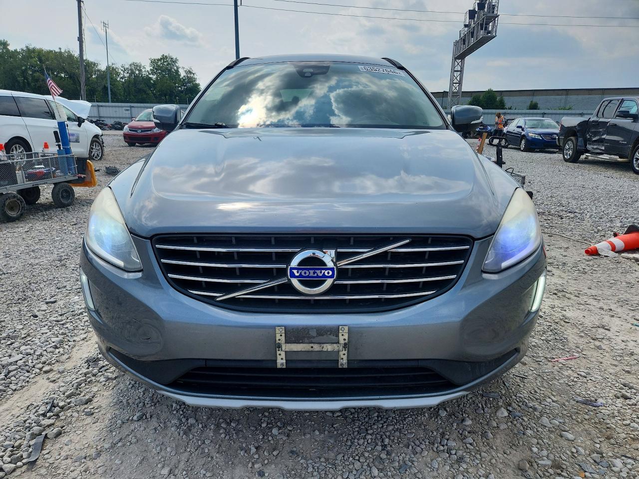 2017 VOLVO XC60 T5 — снимка 5