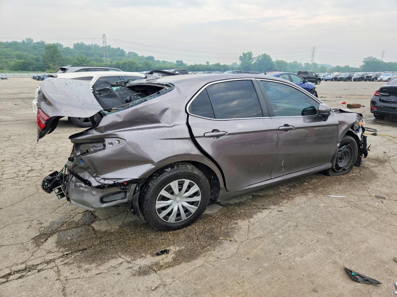 2024 TOYOTA CAMRY LE — снимка 3