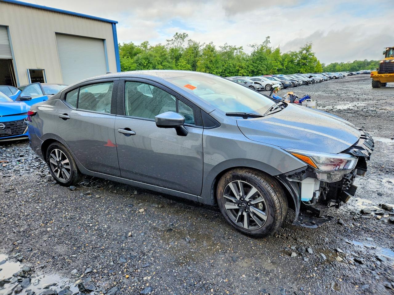 2025 NISSAN VERSA SV — снимка 4