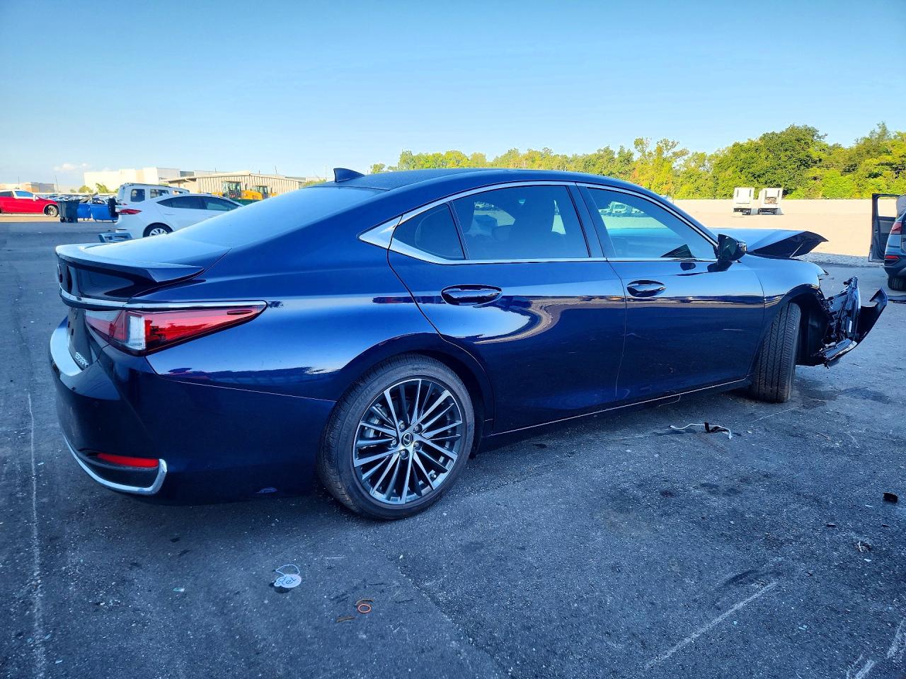 2025 LEXUS ES 300H BASE — снимка 3