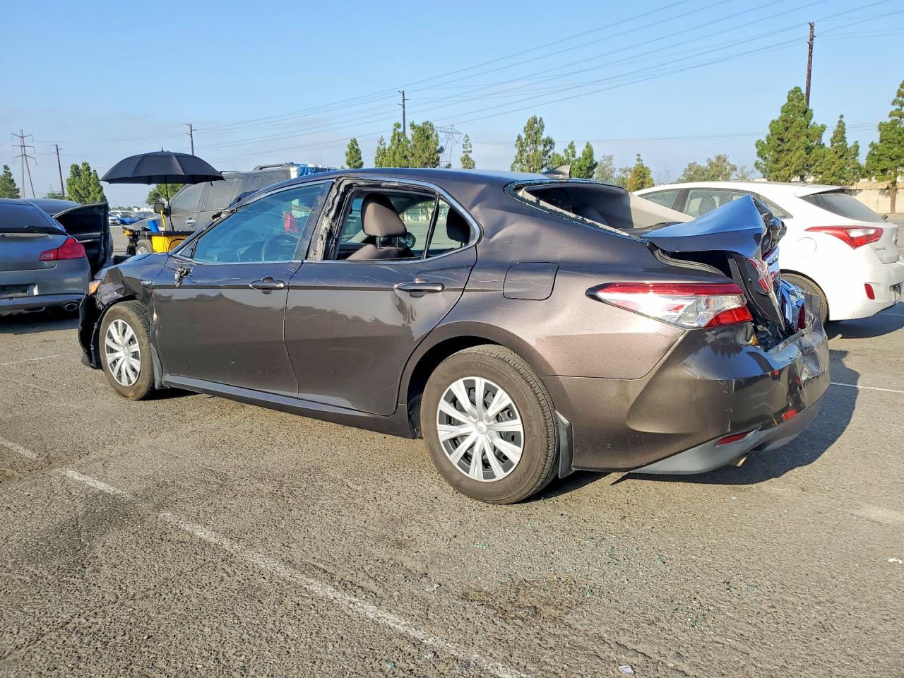 2020 TOYOTA CAMRY LE — снимка 2