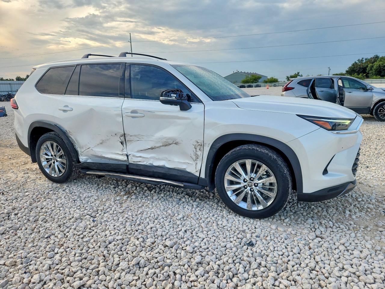 2026 TOYOTA GRAND HIGHLANDER PLATINUM — снимка 4