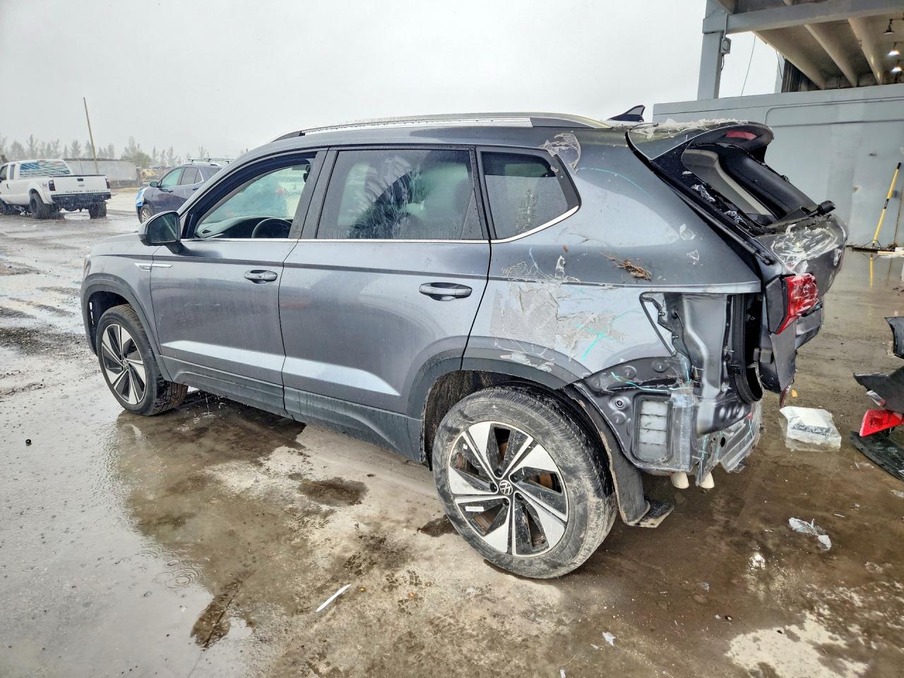 2024 VOLKSWAGEN TAOS — снимка 2