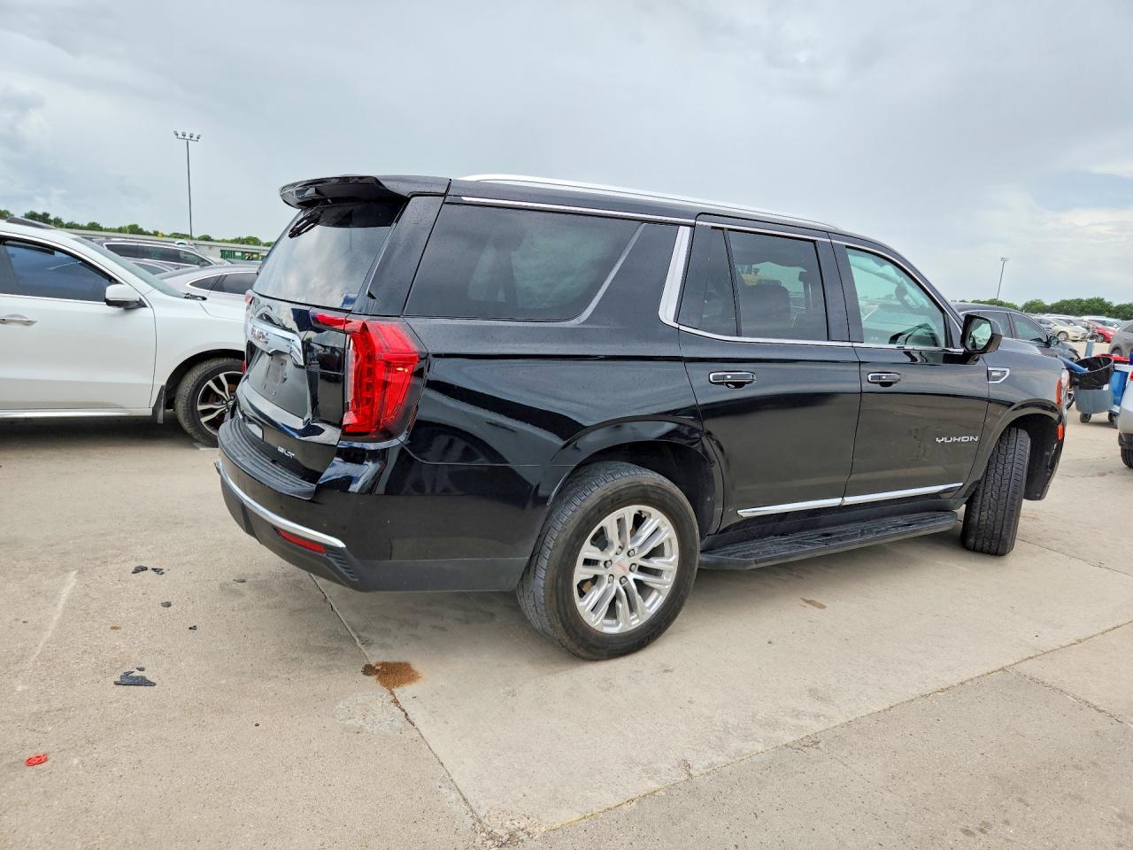 2023 GMC YUKON SLT — снимка 3