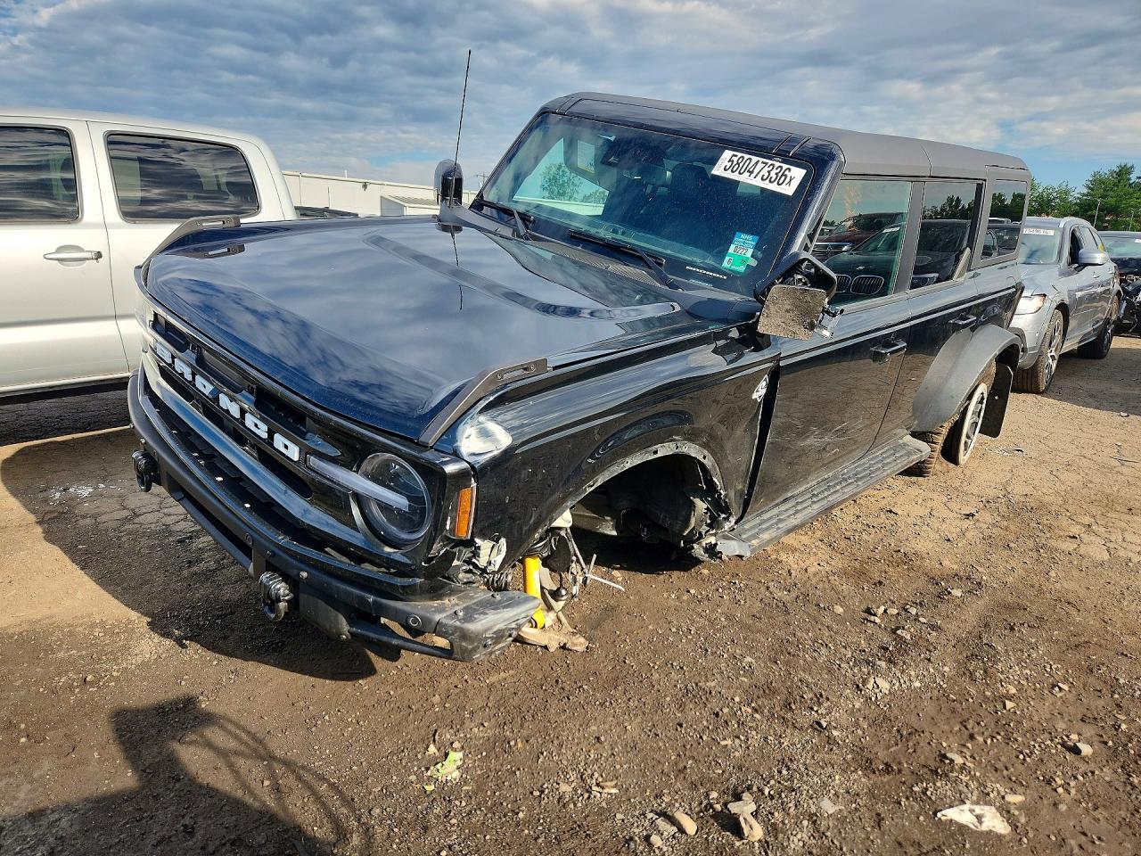 2024 FORD BRONCO OUTER BANKS