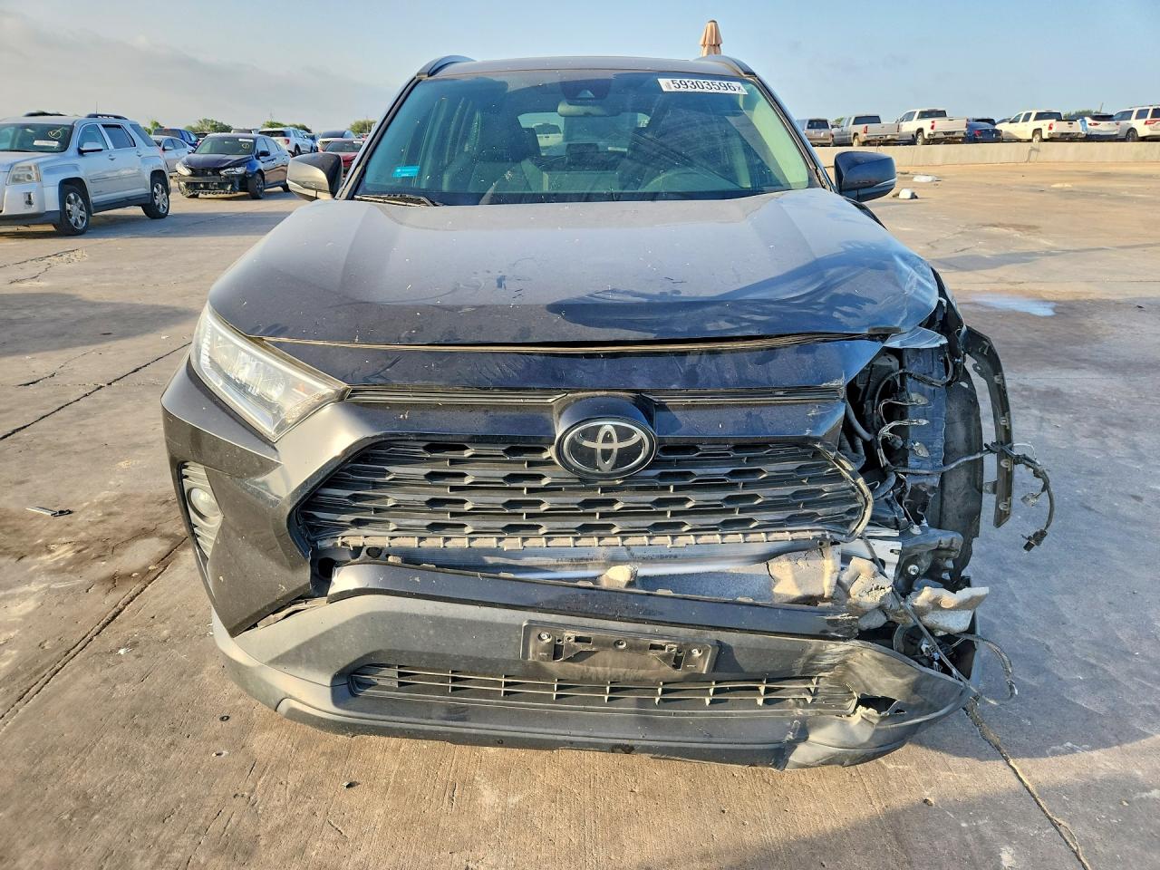 2020 TOYOTA RAV4 XLE PREMIUM — снимка 5