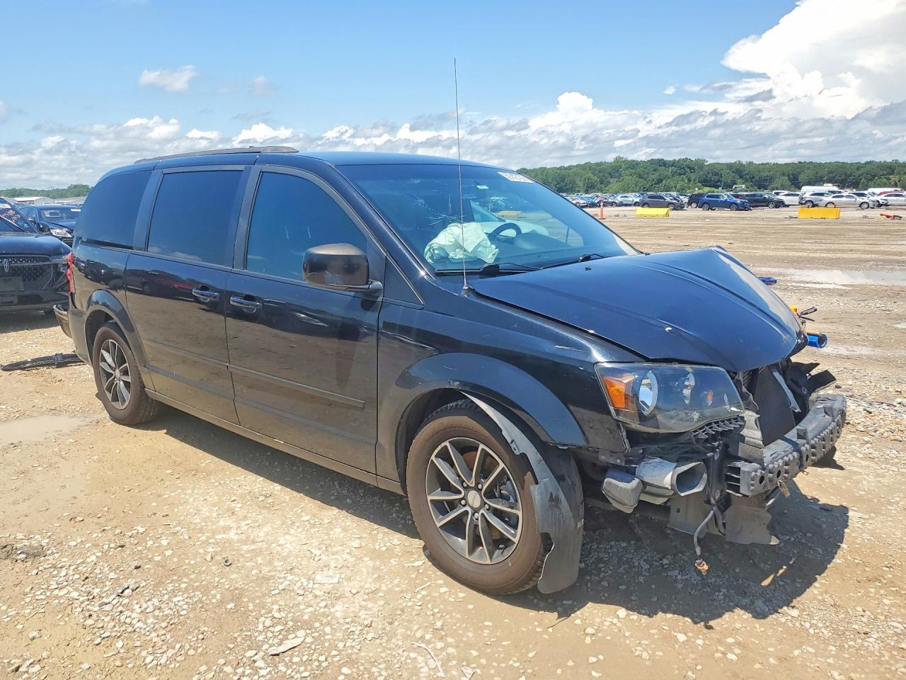 2016 DODGE GRAND CARAVAN R/T — снимка 4