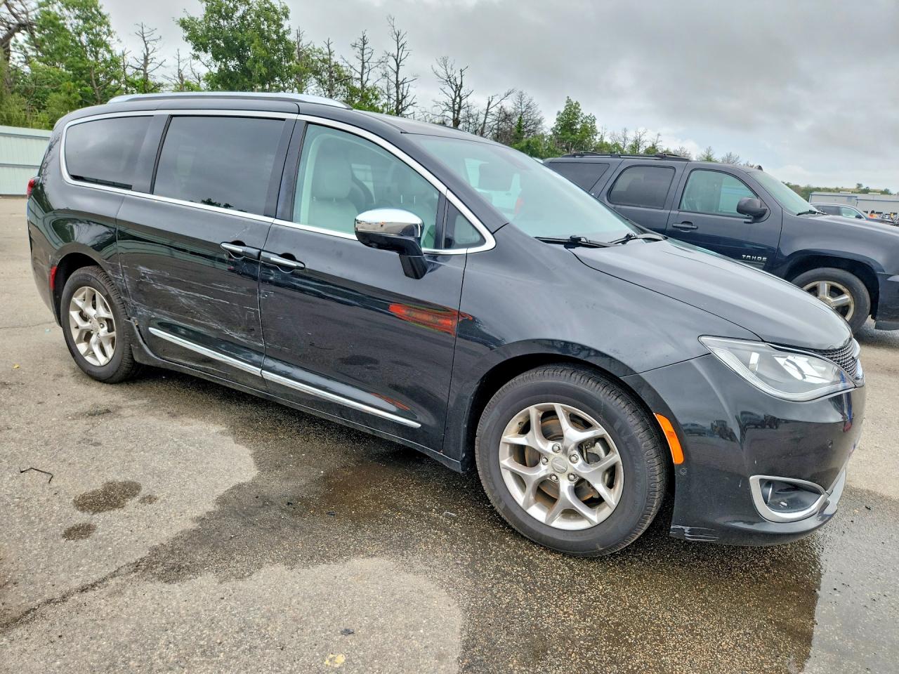 2017 CHRYSLER PACIFICA LIMITED — снимка 4