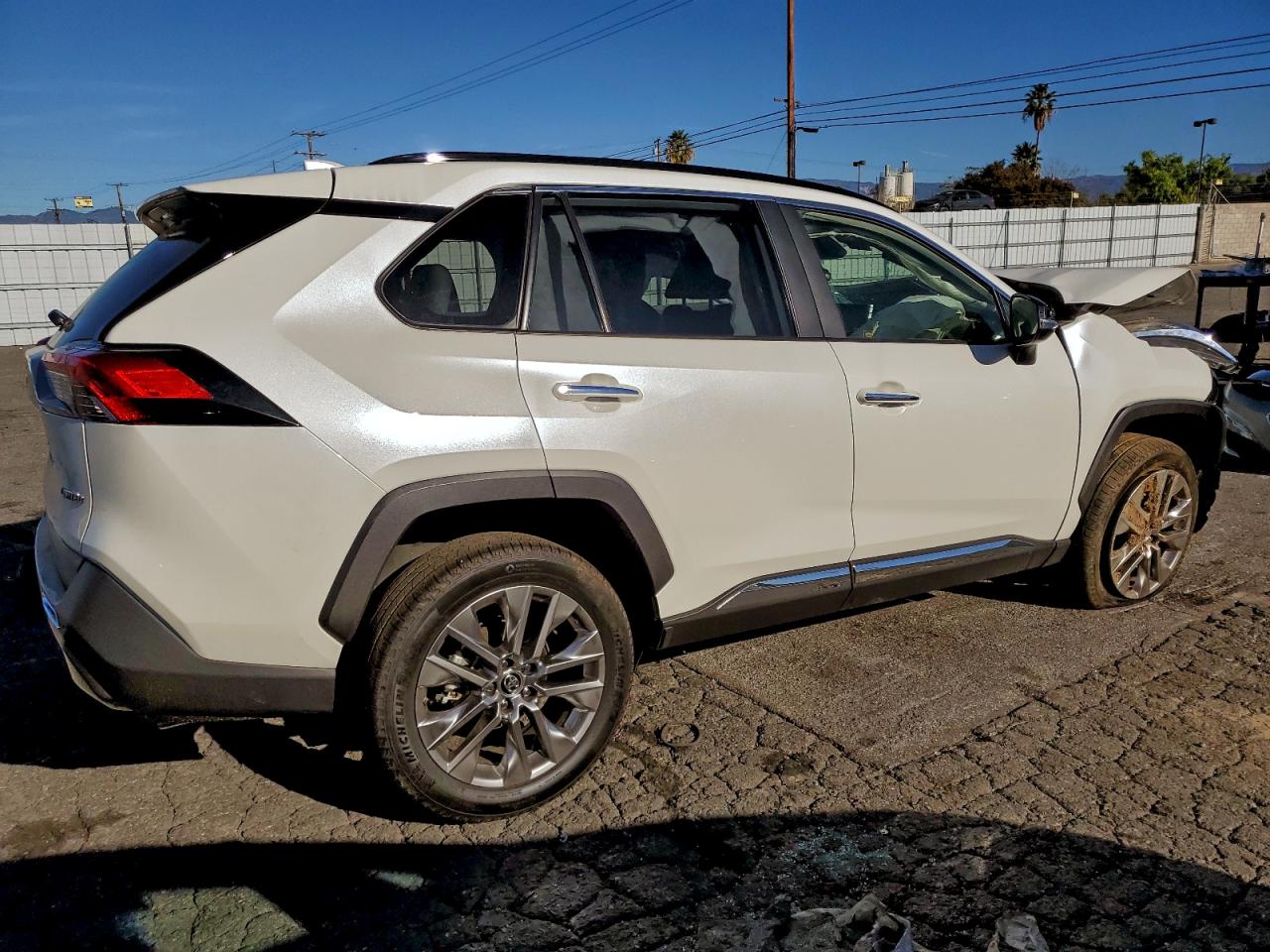 2019 TOYOTA RAV4 LIMITED — снимка 3