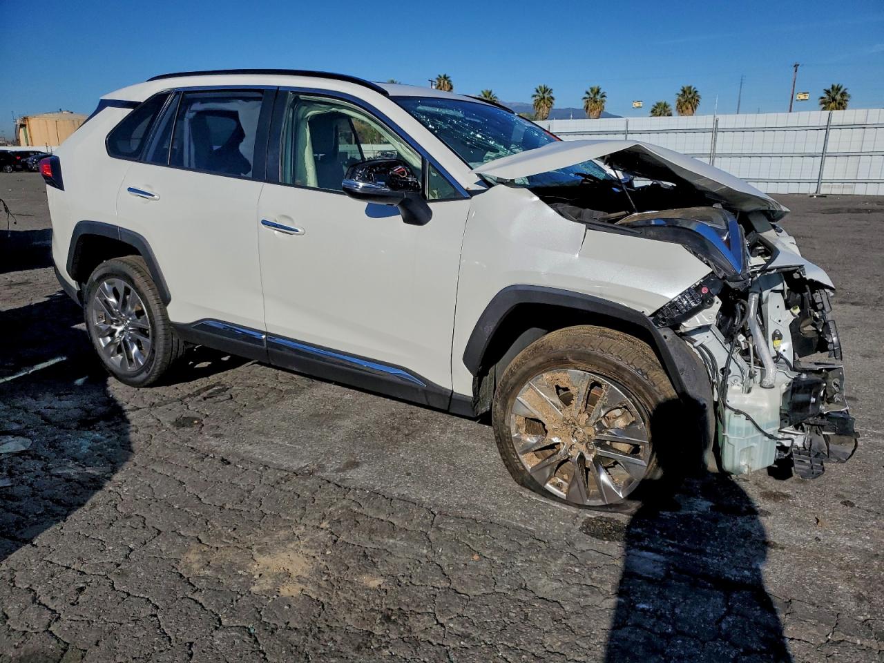 2019 TOYOTA RAV4 LIMITED — снимка 4