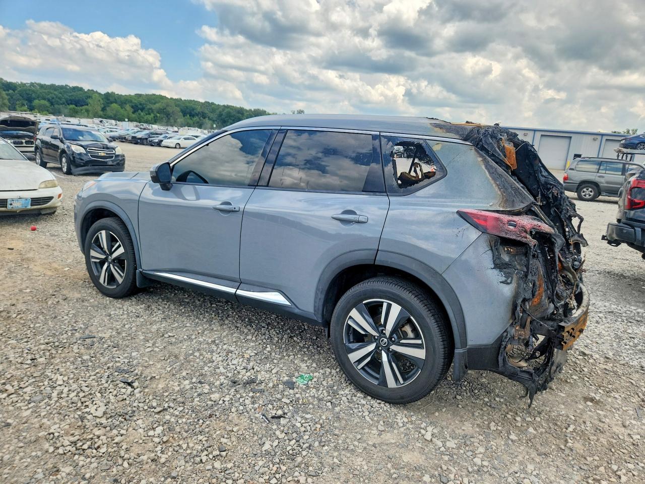 2021 NISSAN ROGUE SL — снимка 2