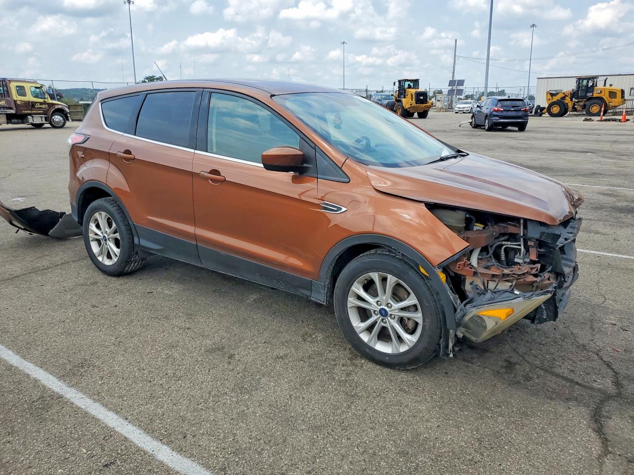 2017 FORD ESCAPE SE — снимка 4