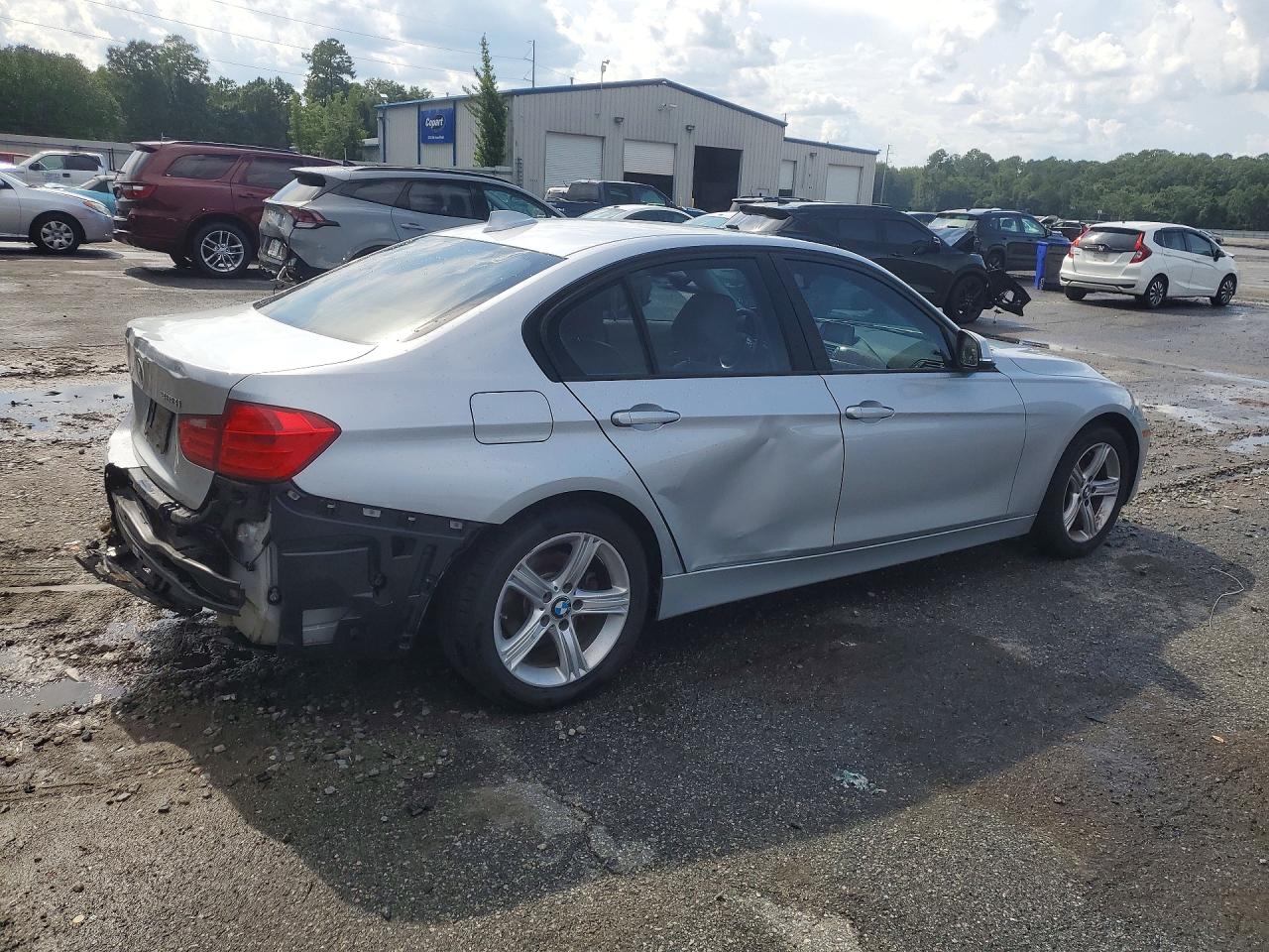 2014 BMW 328 I — снимка 3