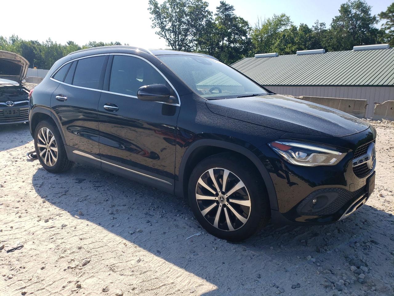 2021 MERCEDES-BENZ GLA 250 4MATIC — снимка 4