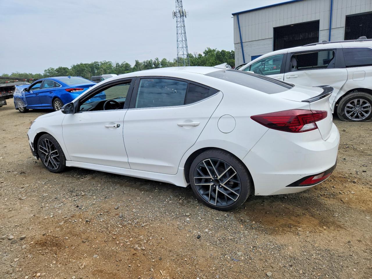 2020 HYUNDAI ELANTRA SPORT — снимка 2