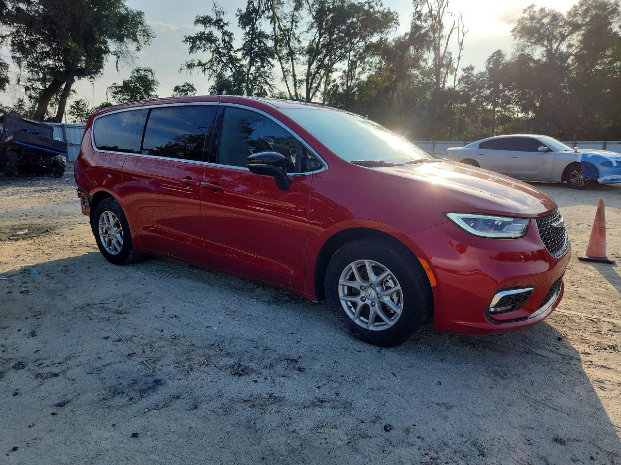 2026 CHRYSLER PACIFICA SELECT — снимка 4