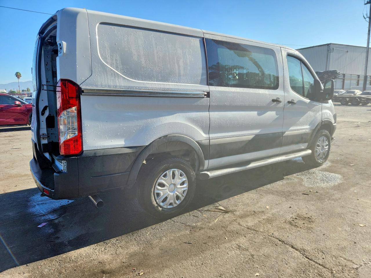 2026 FORD TRANSIT T-250 — снимка 3