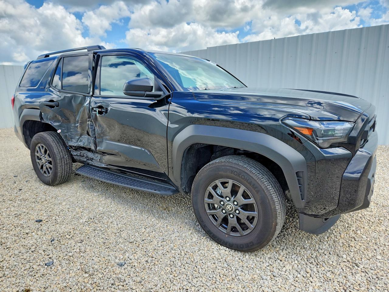 2026 TOYOTA 4RUNNER SR5 — снимка 4