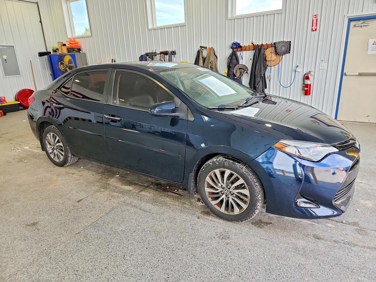 2018 TOYOTA COROLLA XLE — снимка 4
