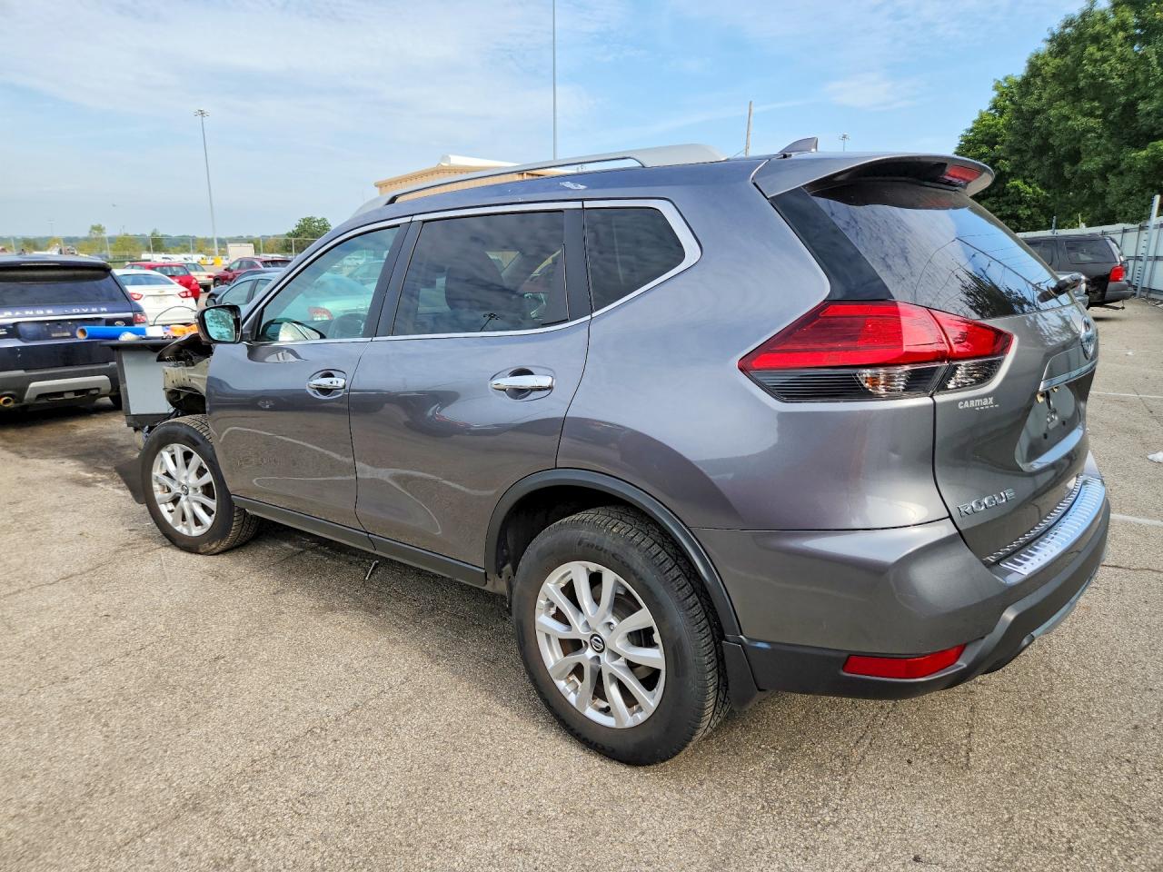 2017 NISSAN ROGUE SV — снимка 2