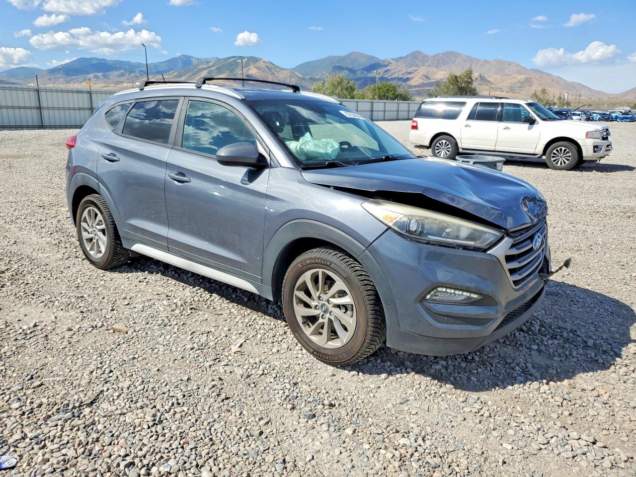 2017 HYUNDAI TUCSON SE — снимка 4