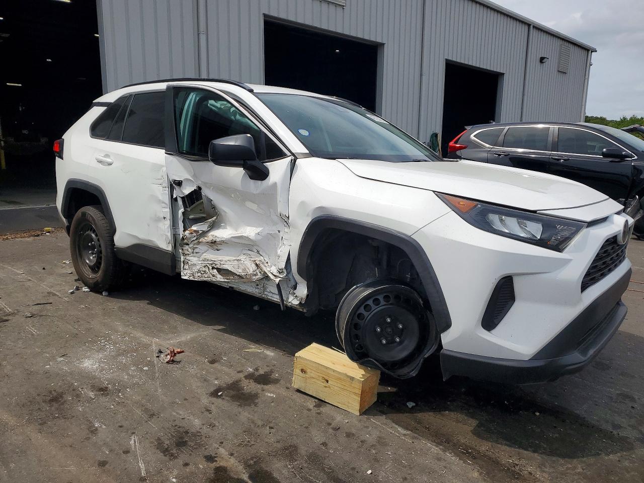2020 TOYOTA RAV4 LE — снимка 4