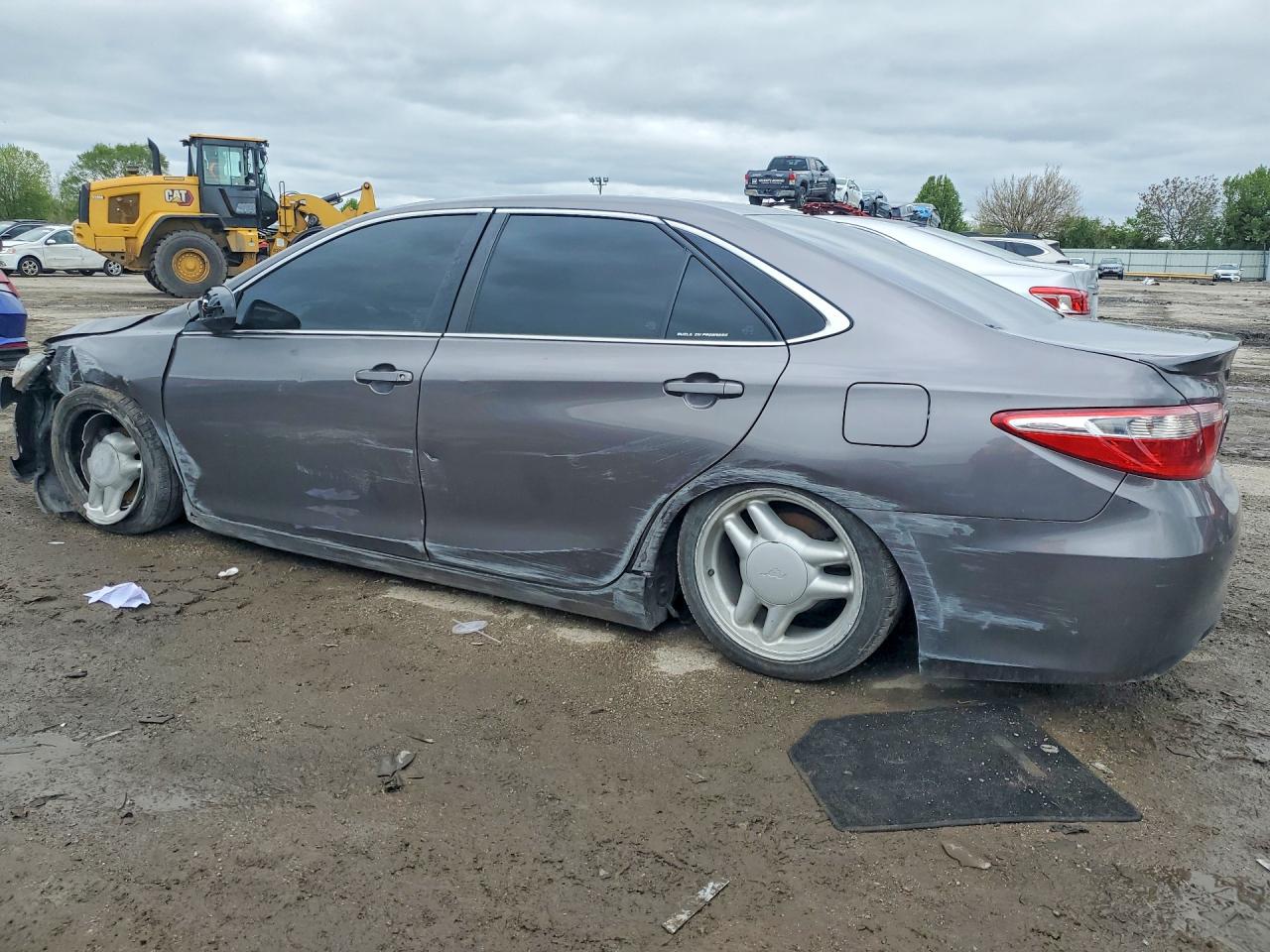 2017 TOYOTA CAMRY SE — снимка 2