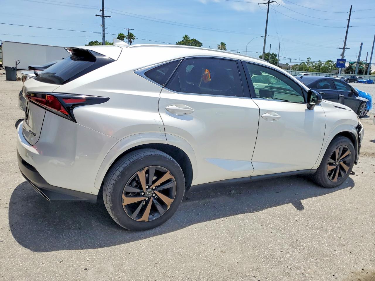 2020 LEXUS NX 300 — снимка 3