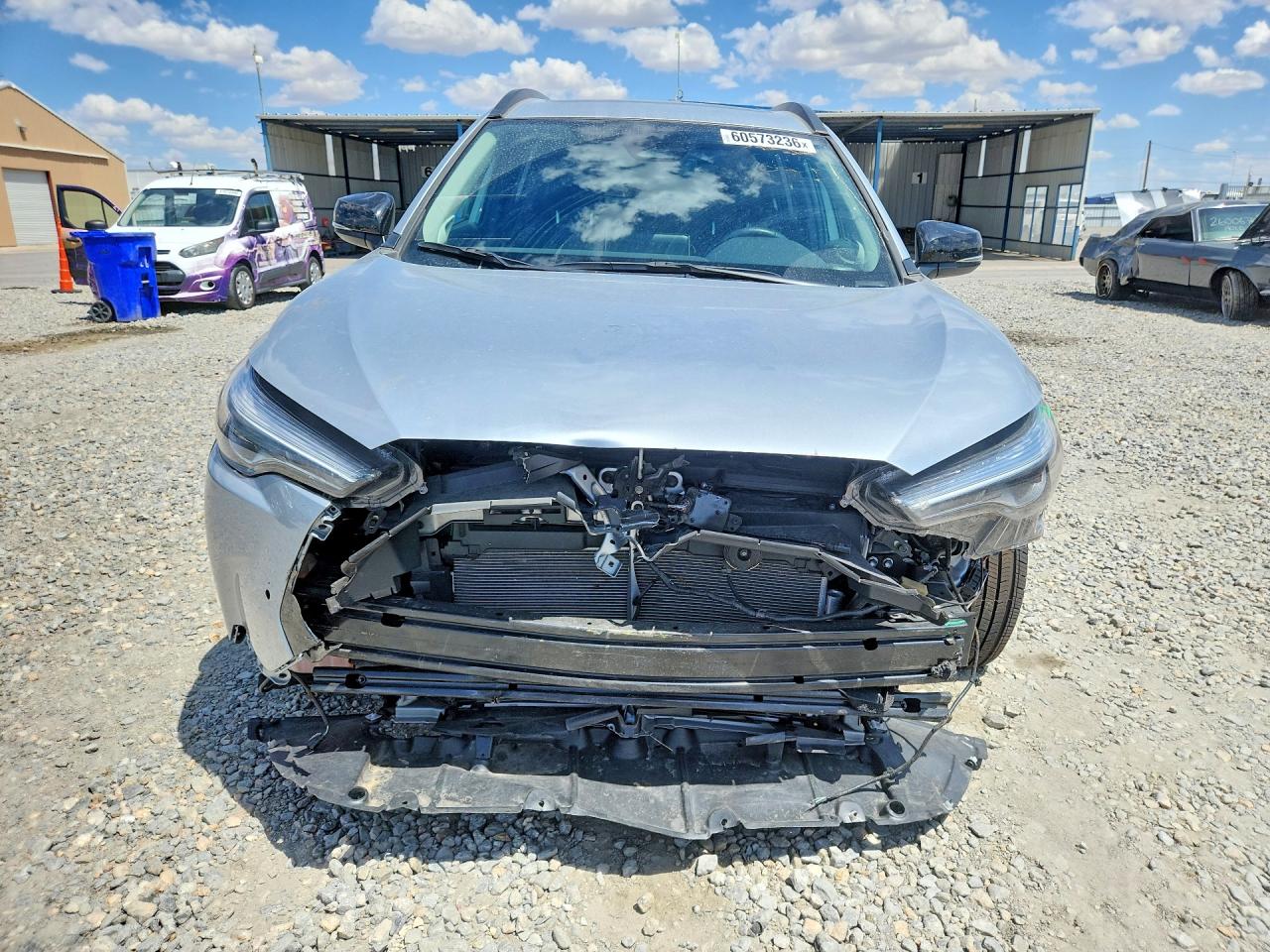 2025 TOYOTA COROLLA CROSS XLE — снимка 5