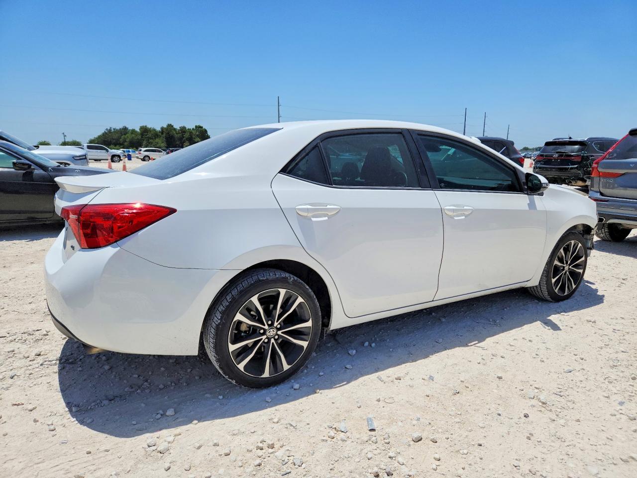 2017 TOYOTA COROLLA SE — снимка 3