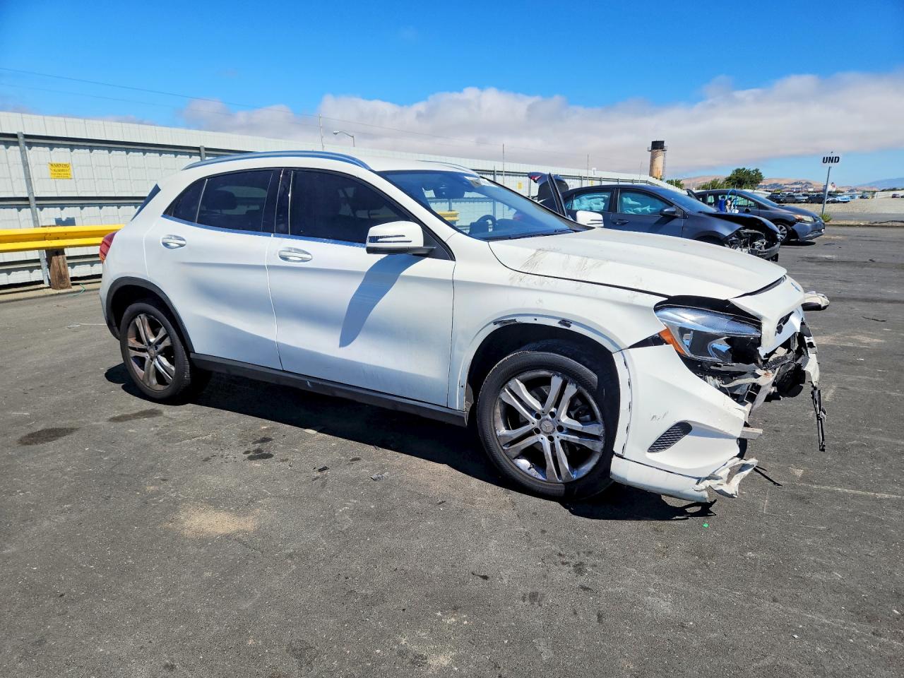 2016 MERCEDES-BENZ GLA 250 4MATIC — снимка 4