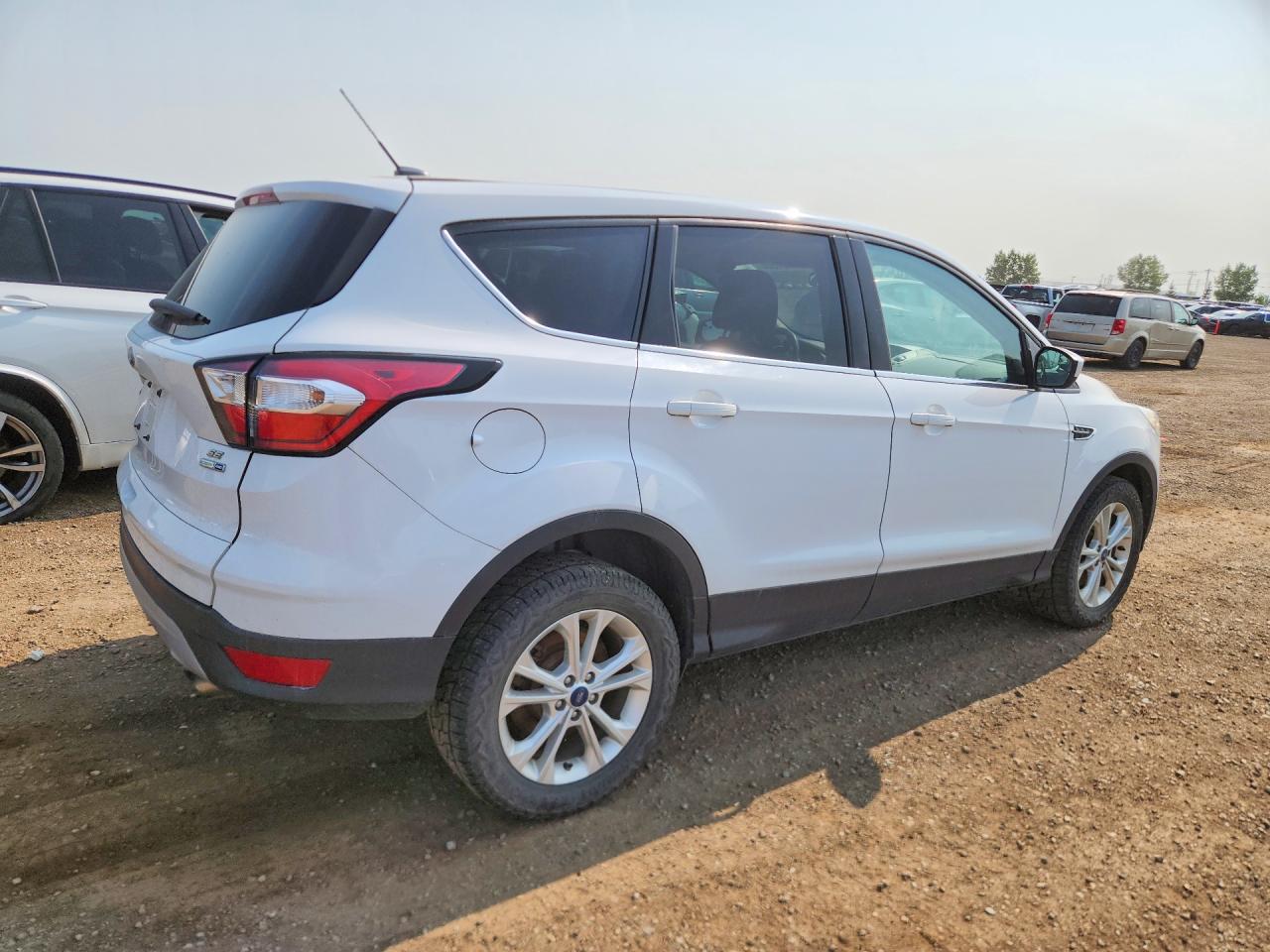 2017 FORD ESCAPE SE — снимка 3