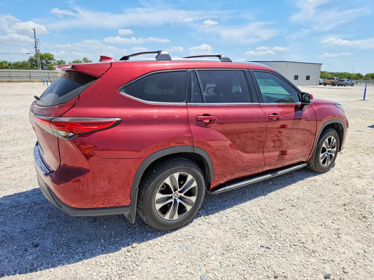 2020 TOYOTA HIGHLANDER XLE — снимка 3