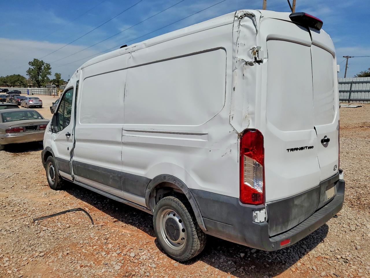 2026 FORD TRANSIT T-250 — снимка 2