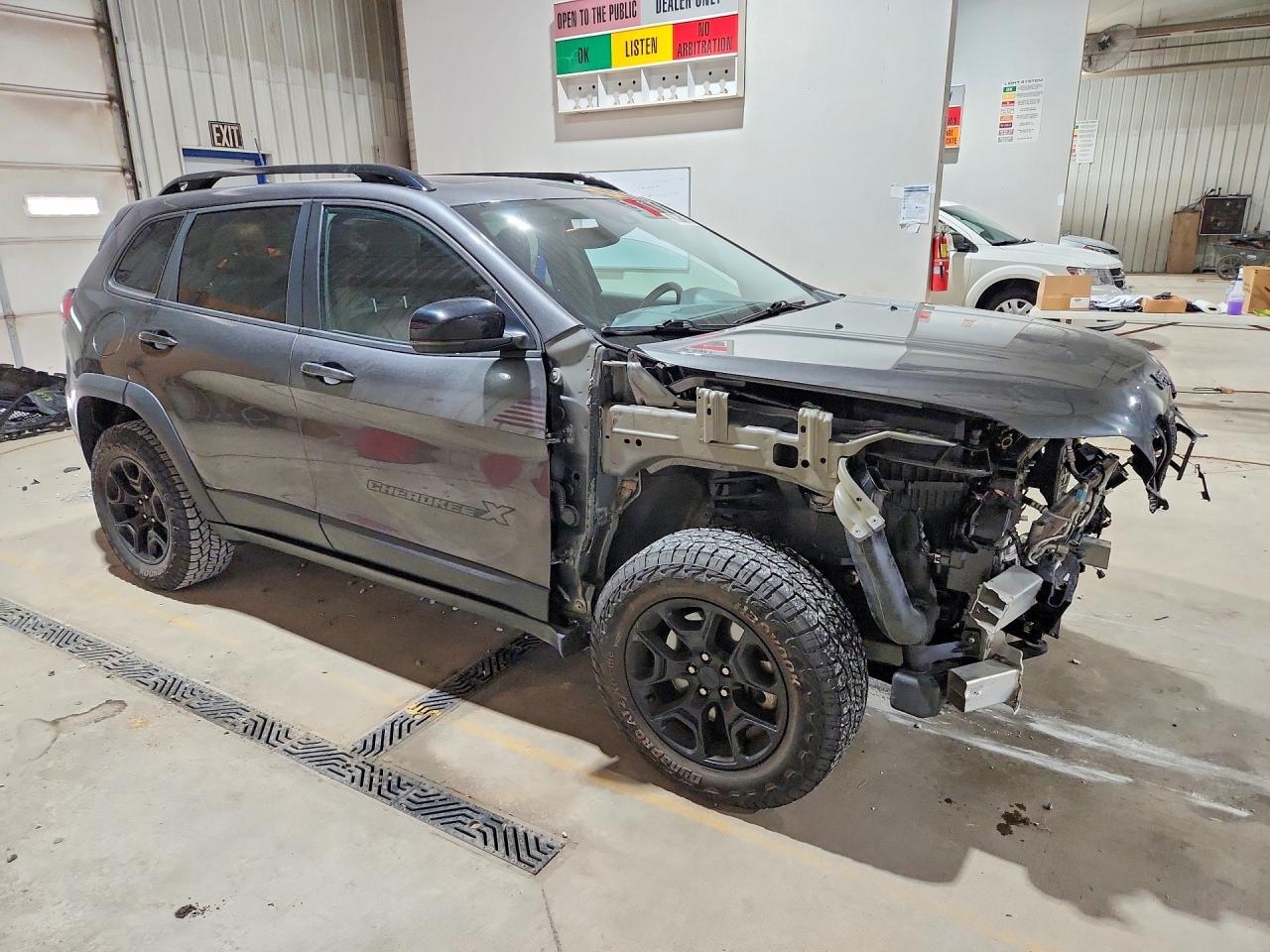 2022 JEEP CHEROKEE LATITUDE — photo 4