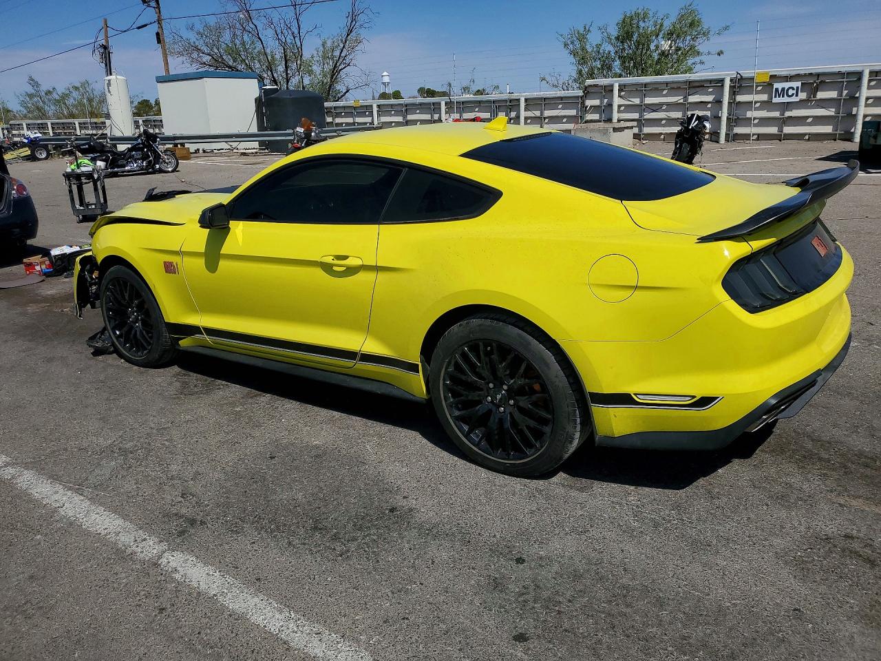 2021 FORD MUSTANG MACH I — снимка 2