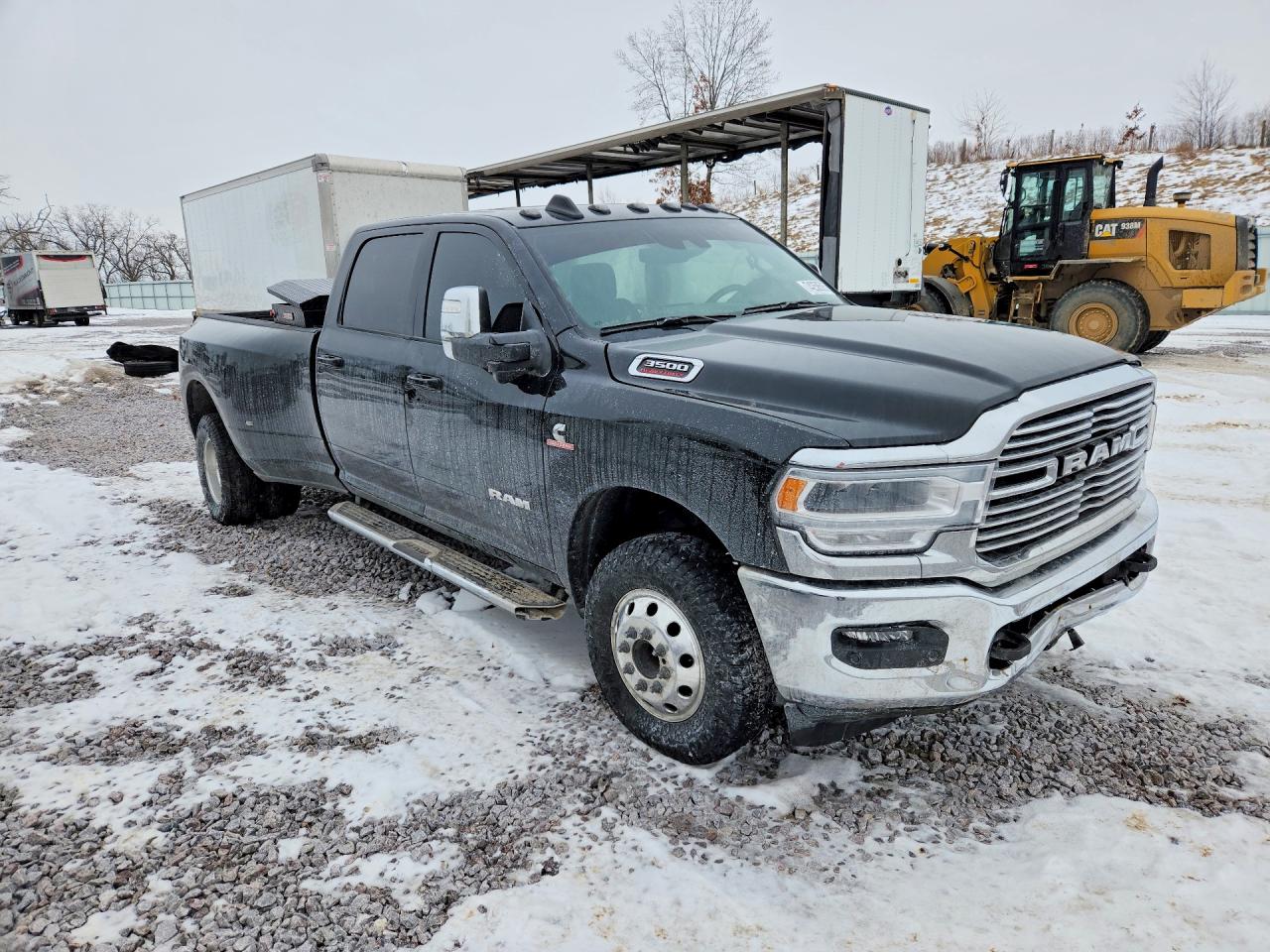 2024 RAM 3500 LARAMIE — снимка 4