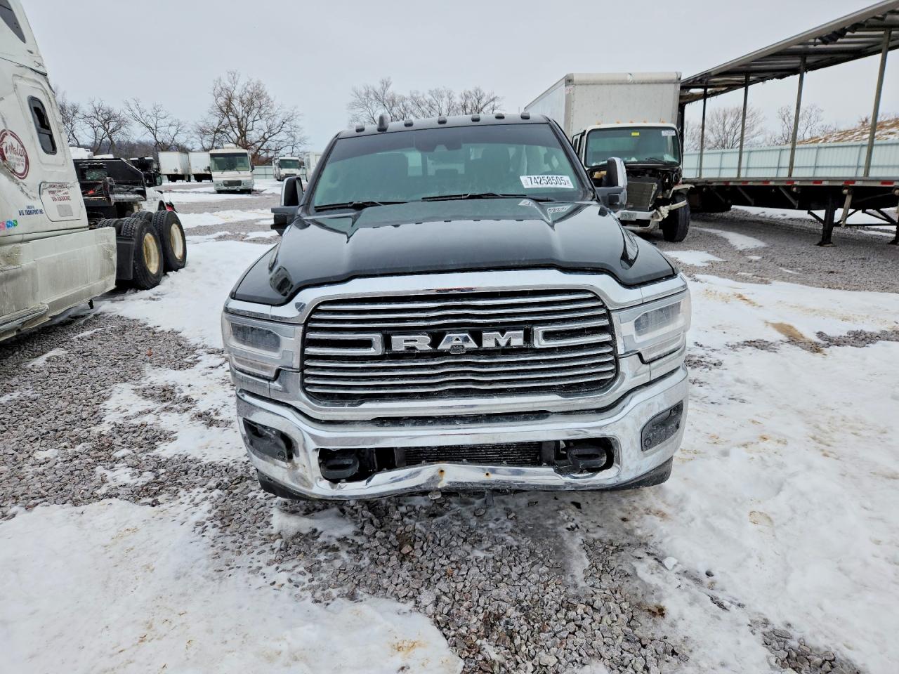 2024 RAM 3500 LARAMIE — снимка 5