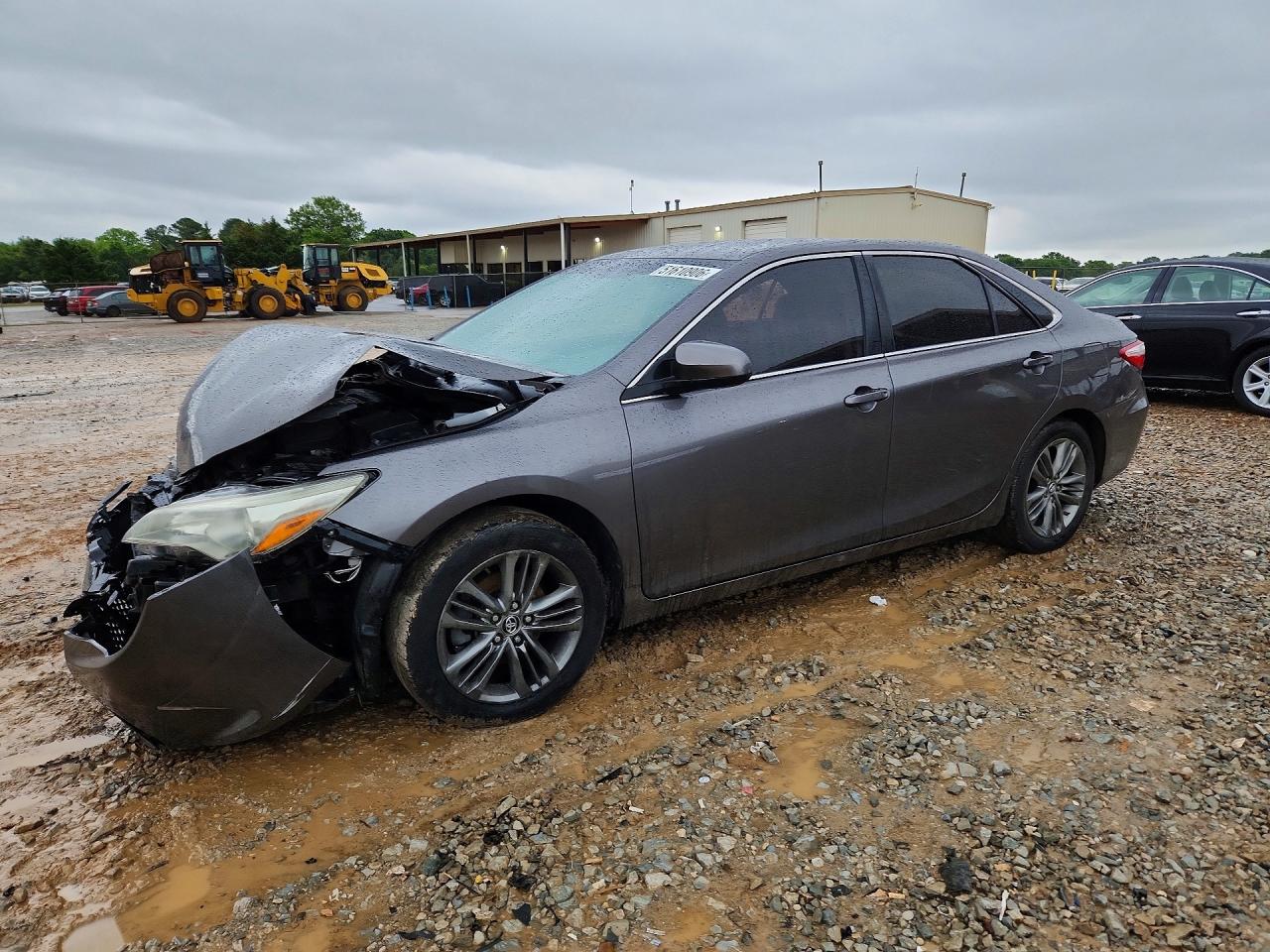 2017 TOYOTA CAMRY SE