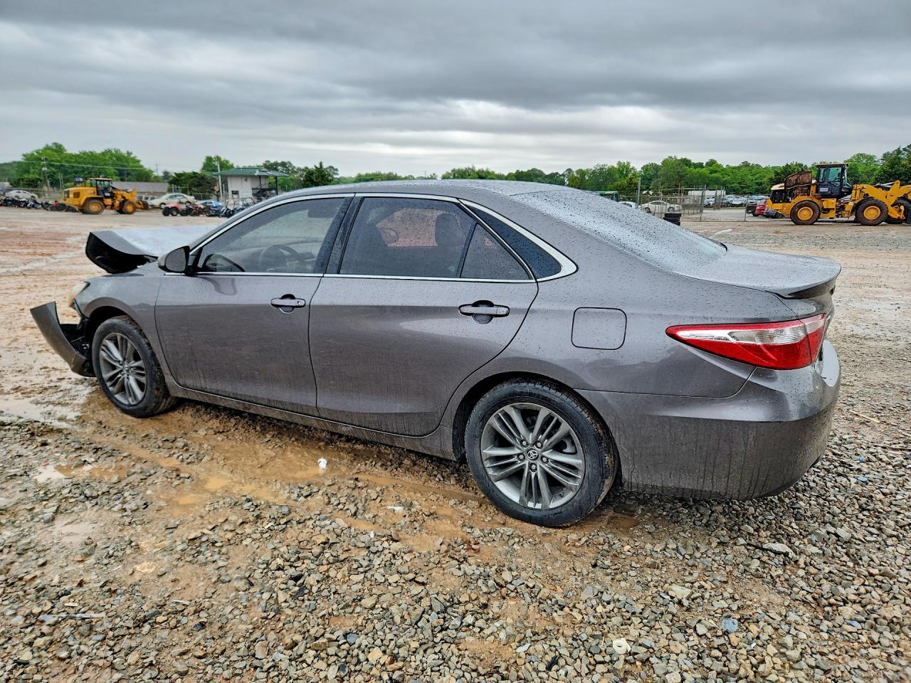 2017 TOYOTA CAMRY SE — снимка 2