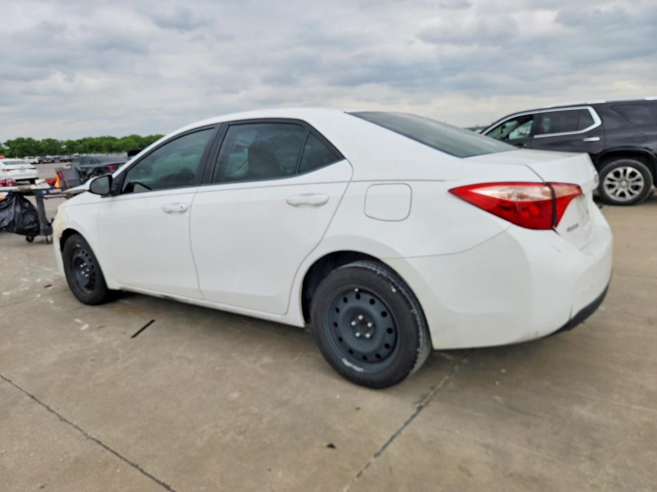 2018 TOYOTA COROLLA LE — снимка 2