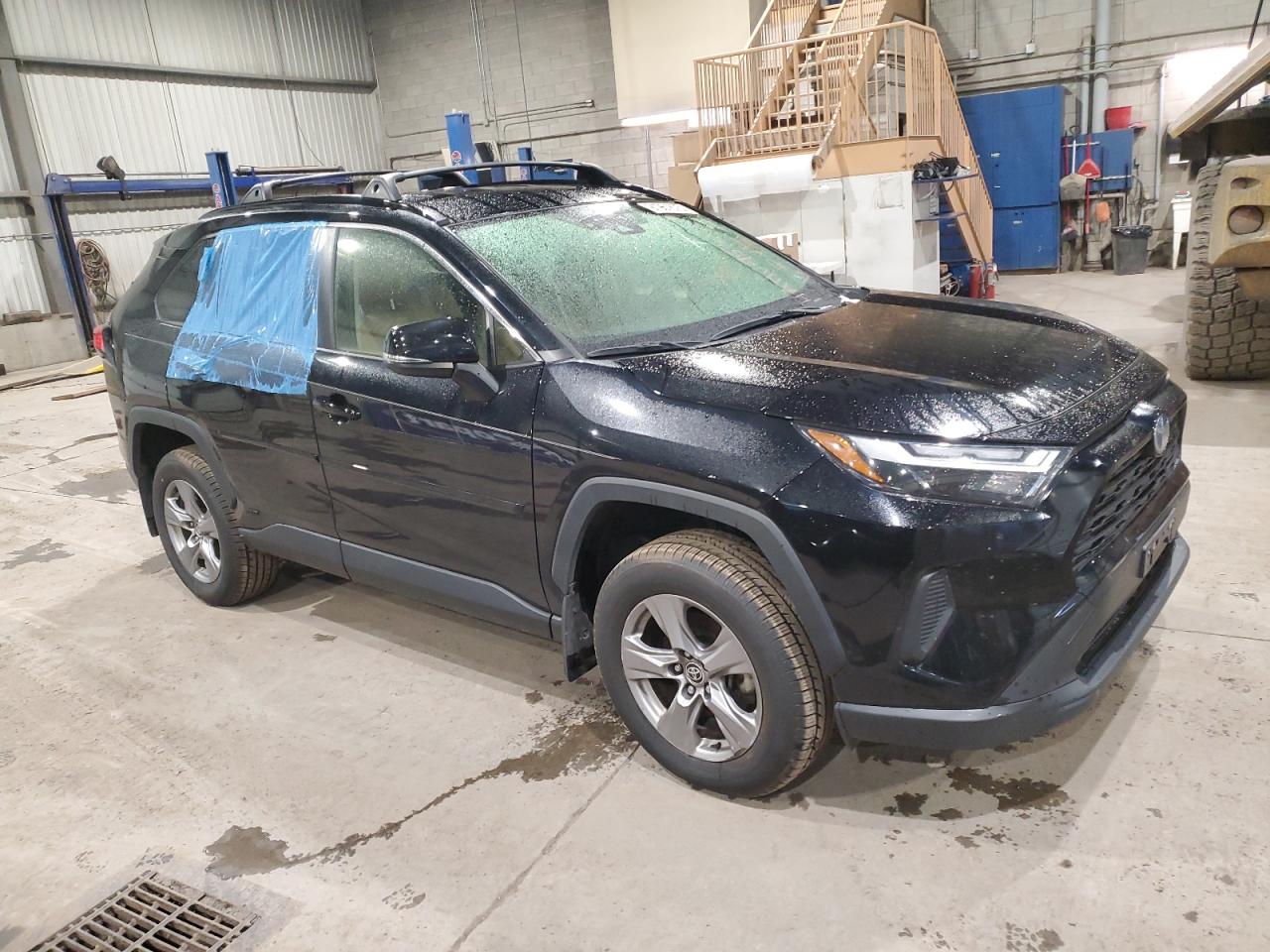 2022 TOYOTA RAV4 XLE — снимка 4