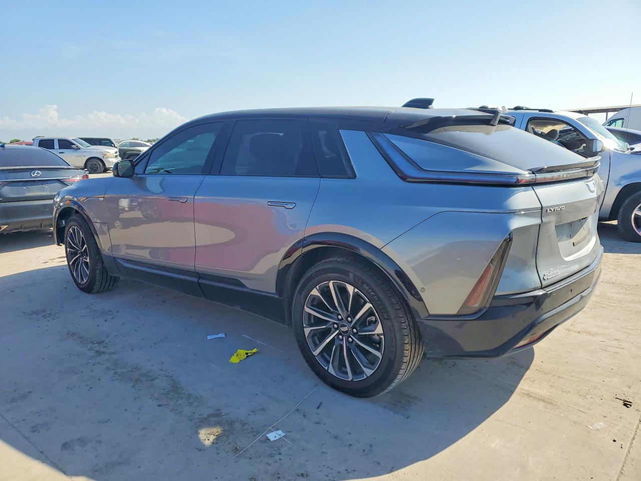 2025 CADILLAC LYRIQ SPORT — снимка 2