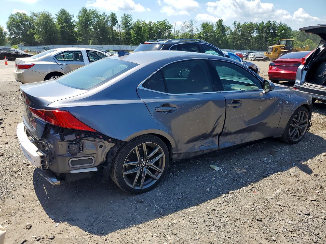 2017 LEXUS IS 200T — снимка 3