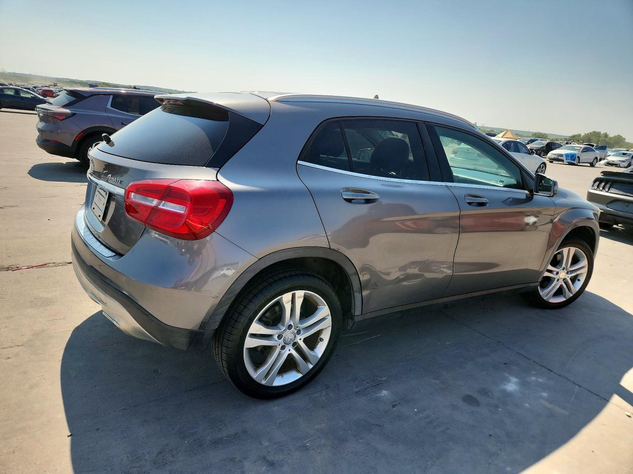 2015 MERCEDES-BENZ GLA 250 4MATIC — снимка 3