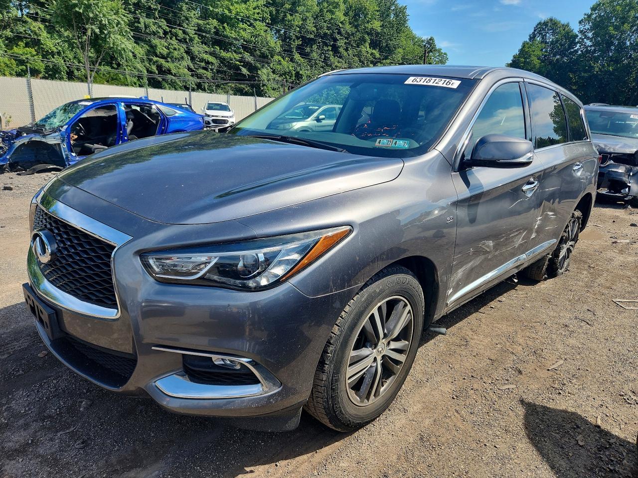 2017 INFINITI QX60 BASE