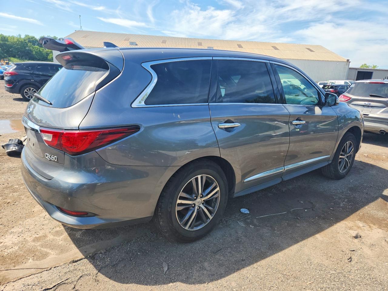 2017 INFINITI QX60 BASE — снимка 3