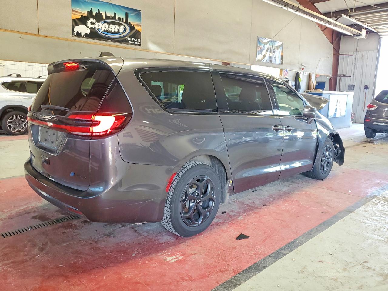 2022 CHRYSLER PACIFICA HYBRID TOURING L — снимка 3